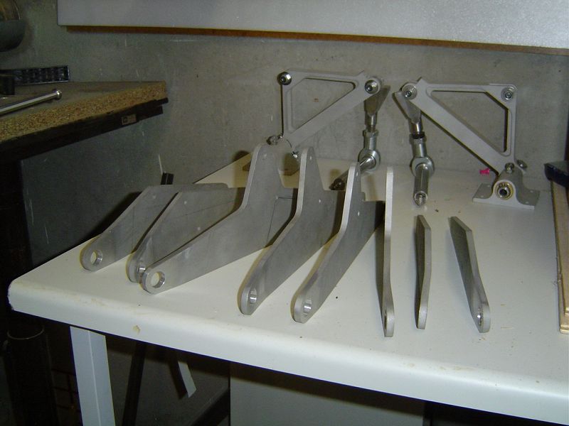 Ferrures volets et ailerons